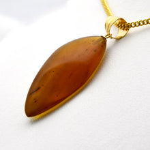画像をギャラリービューアに読み込む, 久慈原産琥珀ペンダント