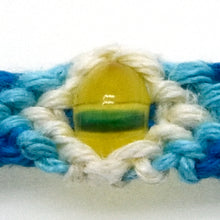 画像をギャラリービューアに読み込む, アマリンミサンガ(久慈産原石削り出し琥珀付)