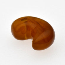 画像をギャラリービューアに読み込む, 久慈原産琥珀原石(研磨済)(勾玉)