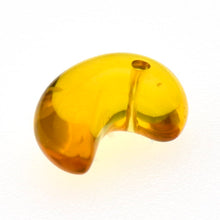 画像をギャラリービューアに読み込む, 久慈原産琥珀原石(研磨済)(勾玉)