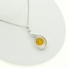 画像をギャラリービューアに読み込む, 久慈原産琥珀ペンダント