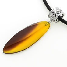 画像をギャラリービューアに読み込む, 久慈原産琥珀ペンダント