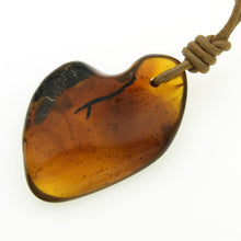 画像をギャラリービューアに読み込む, 久慈原産琥珀ペンダント