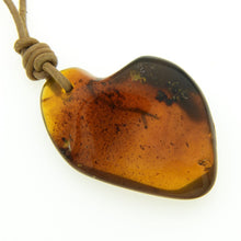 画像をギャラリービューアに読み込む, 久慈原産琥珀ペンダント