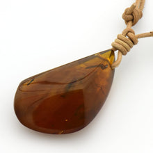 画像をギャラリービューアに読み込む, 久慈原産琥珀ペンダント