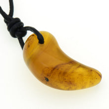 画像をギャラリービューアに読み込む, 久慈原産琥珀ペンダント