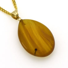 画像をギャラリービューアに読み込む, 久慈原産琥珀ペンダント