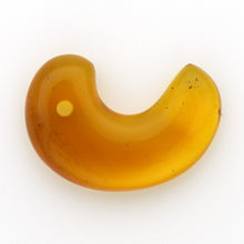 画像をギャラリービューアに読み込む, 久慈原産琥珀原石(研磨済)(勾玉)