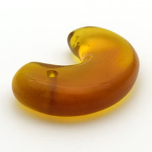画像をギャラリービューアに読み込む, 久慈原産琥珀原石(研磨済)(勾玉)