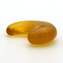 画像をギャラリービューアに読み込む, 久慈原産琥珀原石(研磨済)(勾玉)