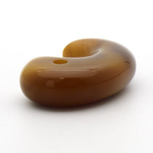 画像をギャラリービューアに読み込む, 久慈原産琥珀原石(研磨済)(勾玉)