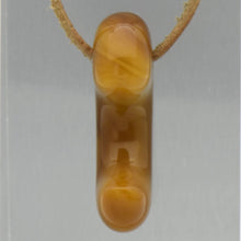 画像をギャラリービューアに読み込む, 久慈原産琥珀原石(研磨済)(勾玉)